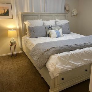 King Pottery Barn 1 duvet, 2 pillow covers, 3 shams (please read description)